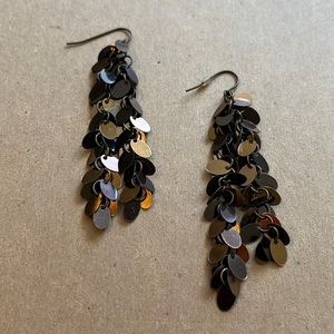Retro dangly sequin bronze drop earrings lightweight. Excellent condition